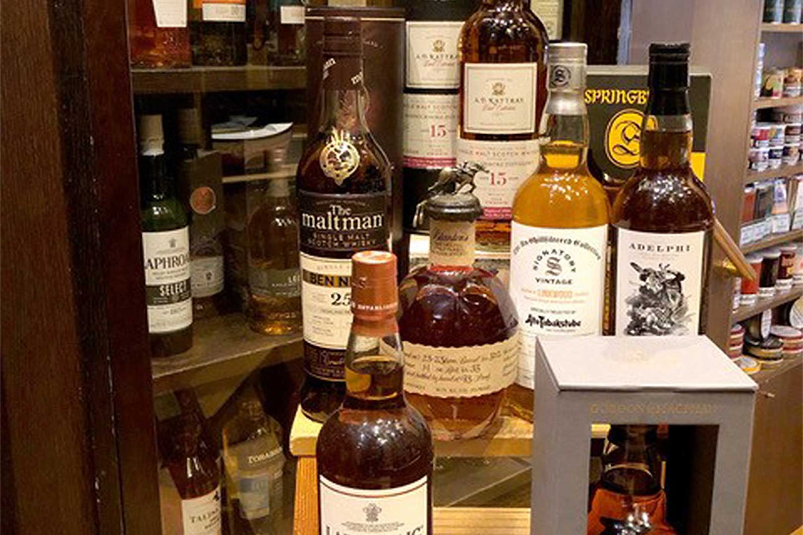 Whisky Shop Alte Tabakstube am Schillerplatz in Stuttgart